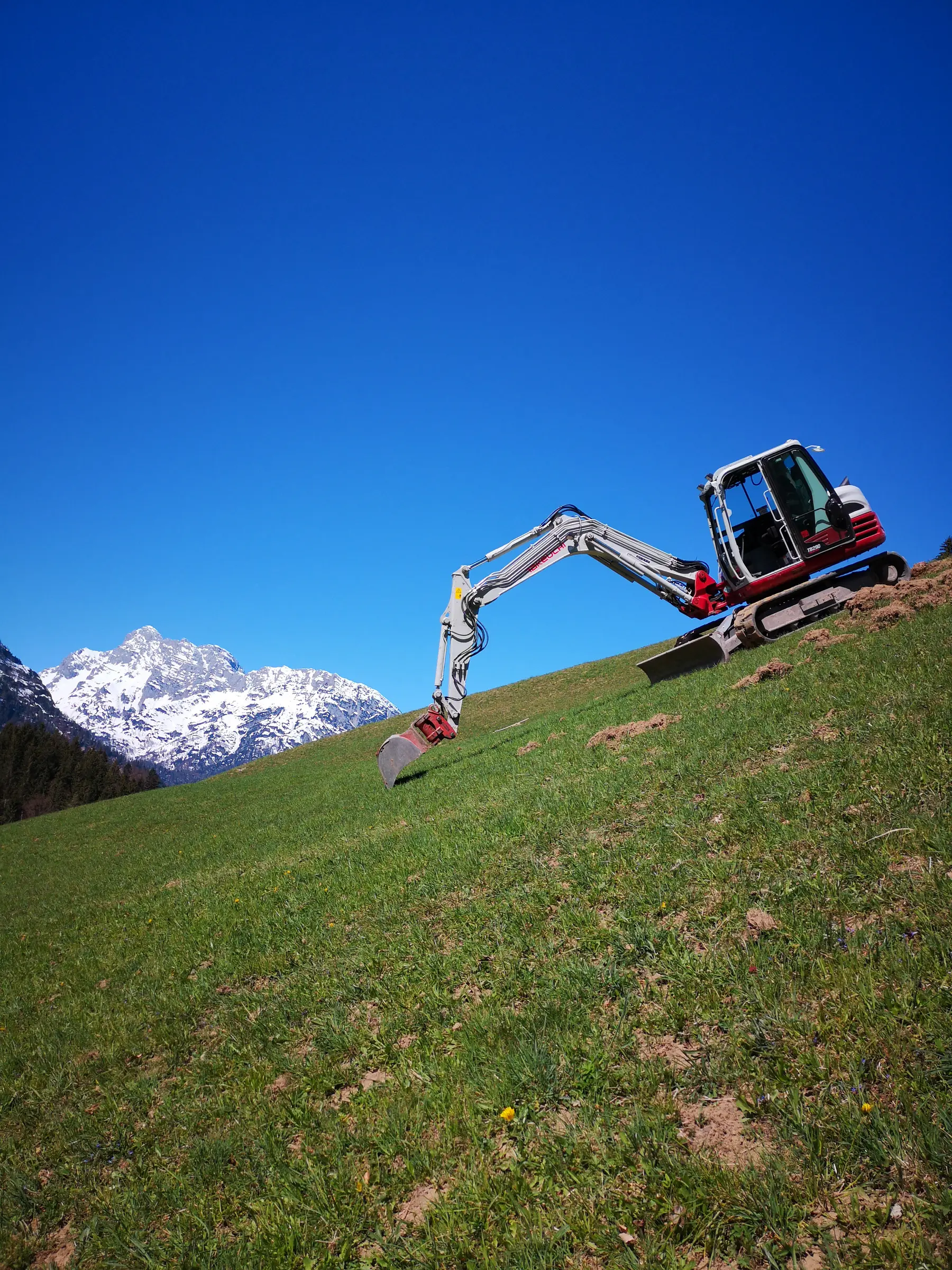 <div class="fw-semibold mb-1">Baustellenbilder 2019</div>