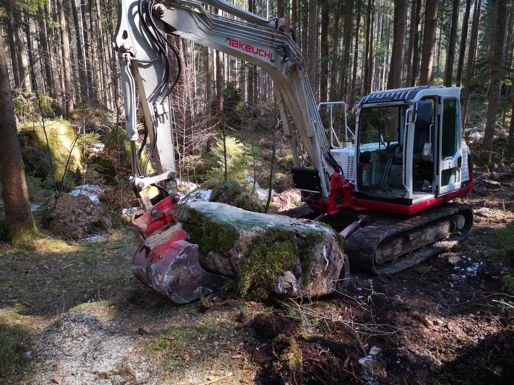 <div class="fw-semibold mb-1">Baustellenbilder 2019</div>