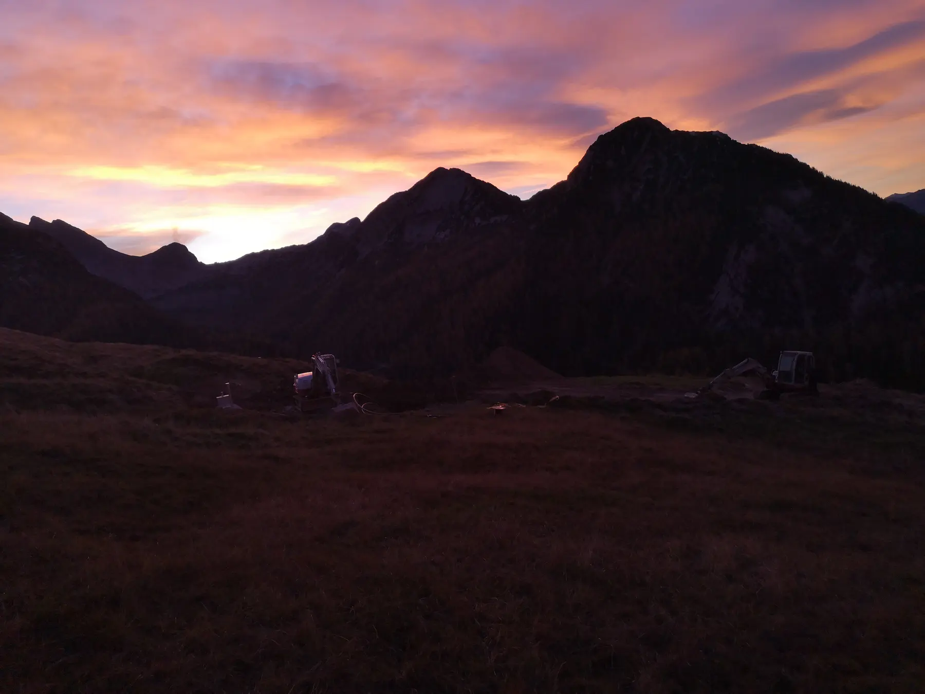 <div class="fw-semibold mb-1">Baustellenbilder 2019</div>