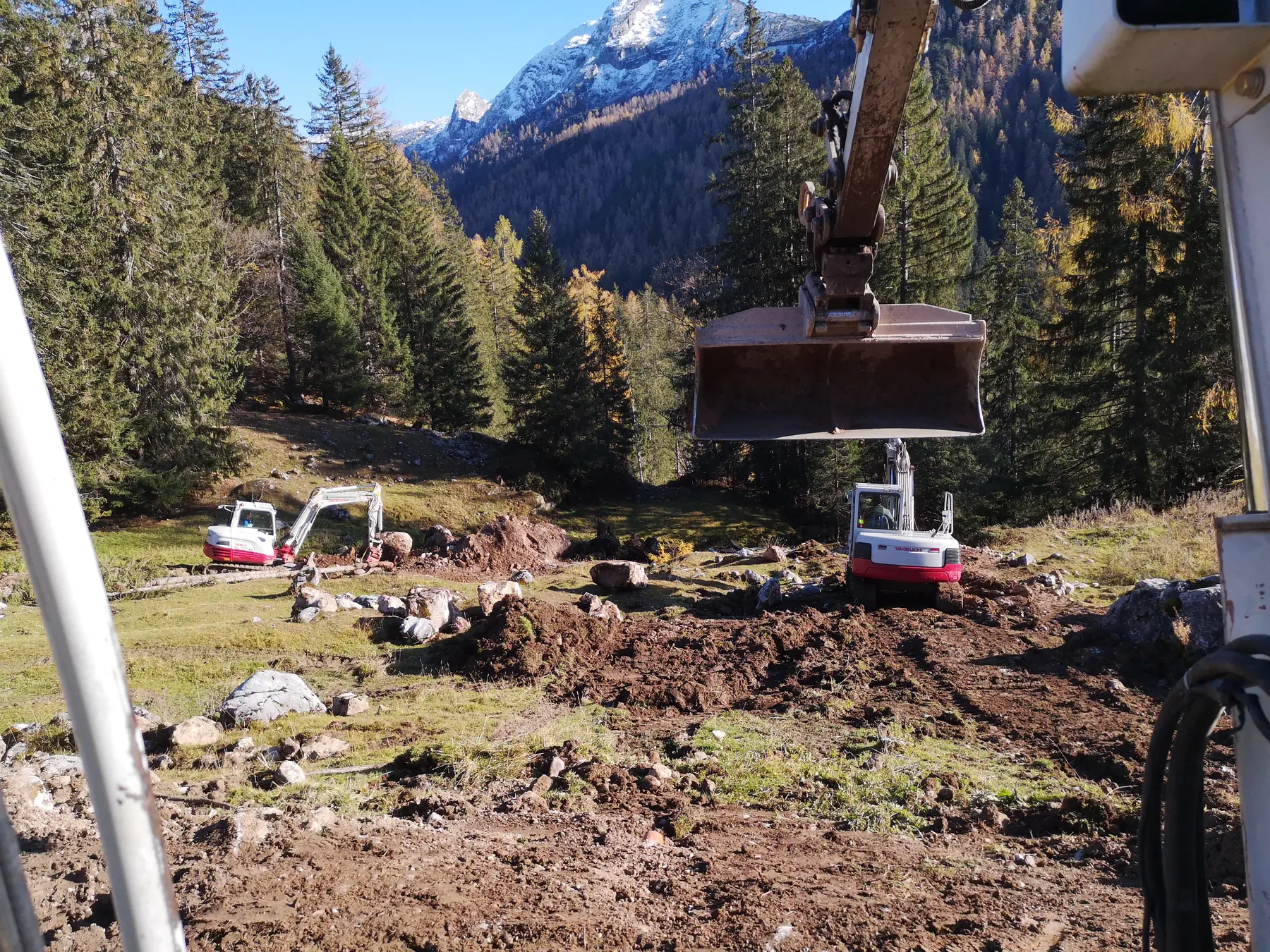 <div class="fw-semibold mb-1">Baustellenbilder 2019</div>