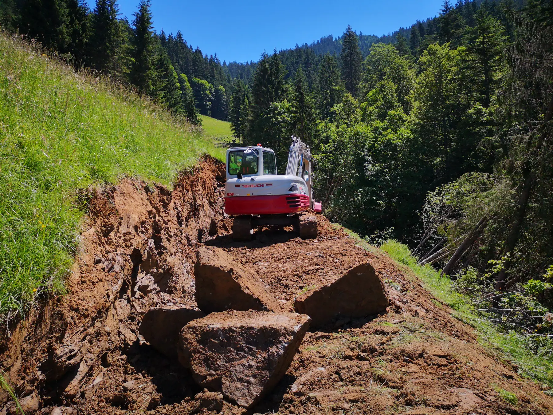 <div class="fw-semibold mb-1">Baustellenbilder 2019</div>