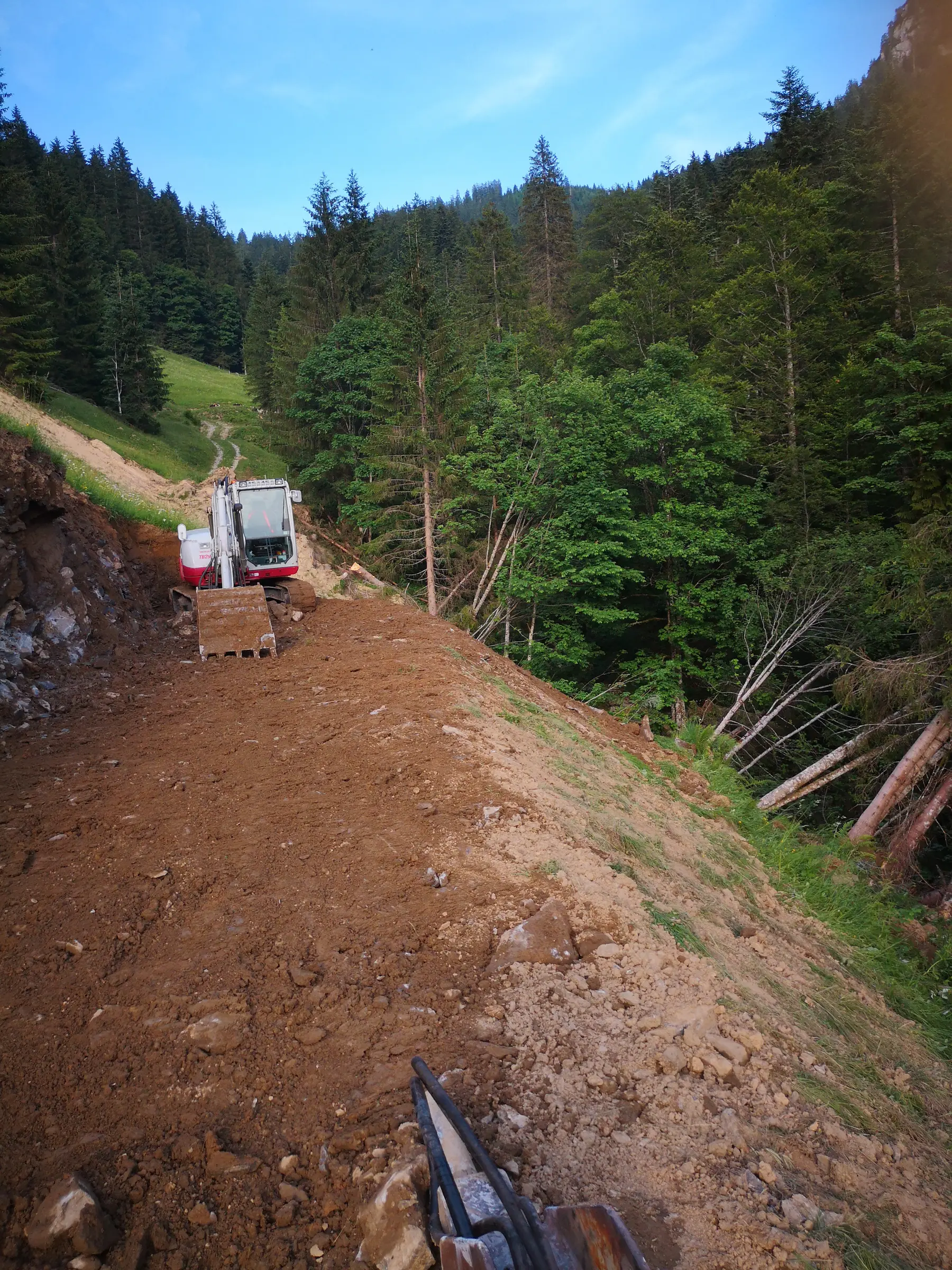 <div class="fw-semibold mb-1">Baustellenbilder 2019</div>