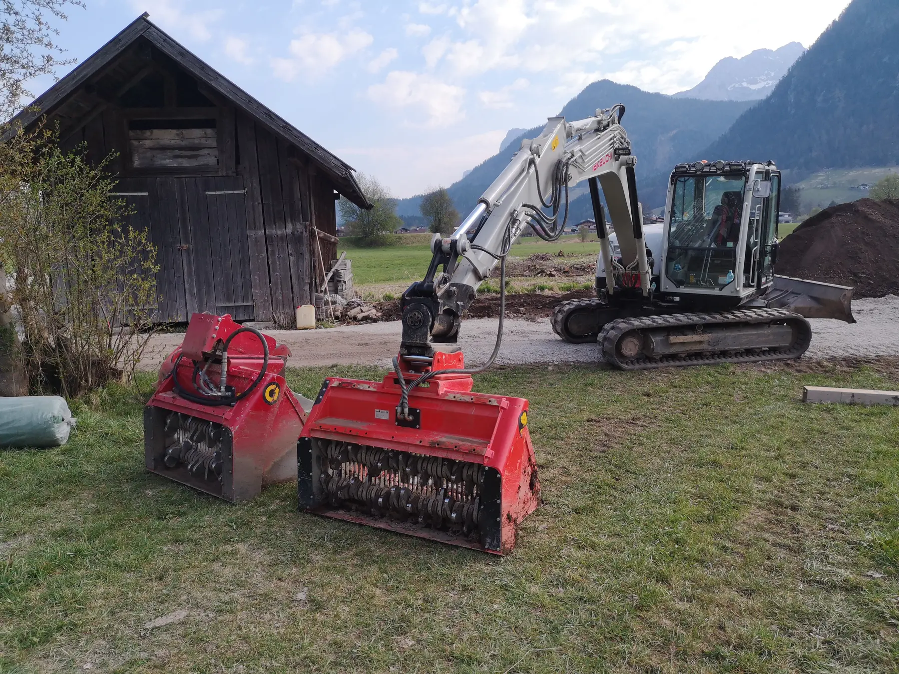 <div class="fw-semibold mb-1">Baustellenbilder 2020</div>