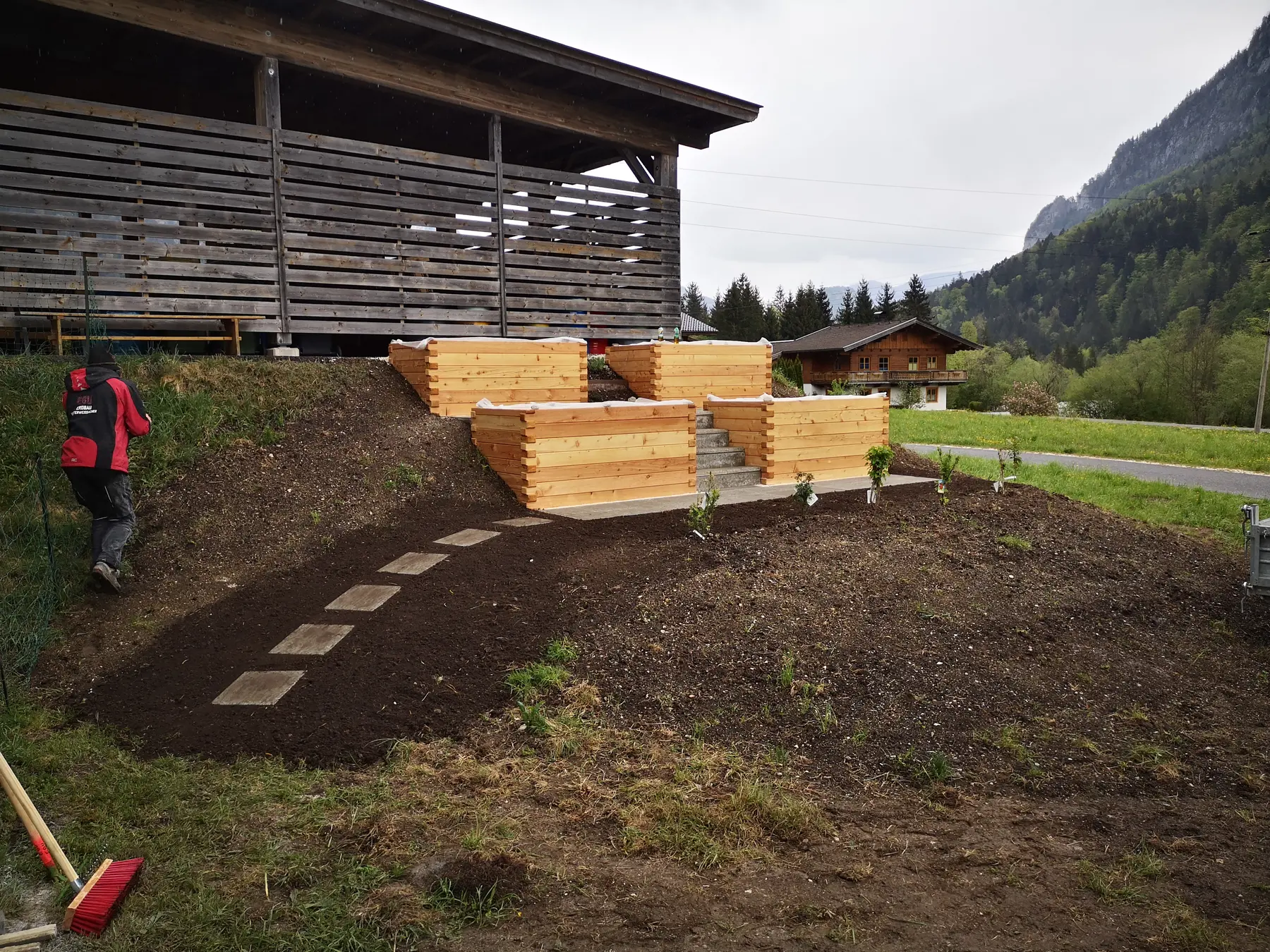 <div class="fw-semibold mb-1">Baustellenbilder 2020</div>