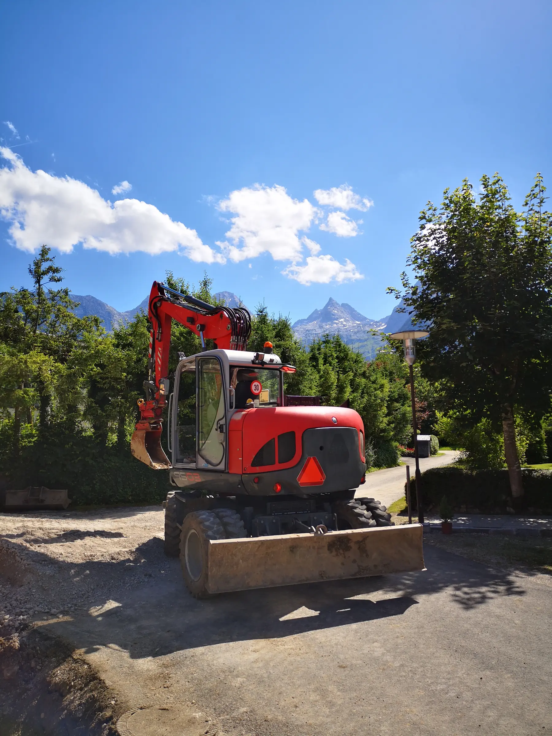 <div class="fw-semibold mb-1">Baustellenbilder 2020</div>