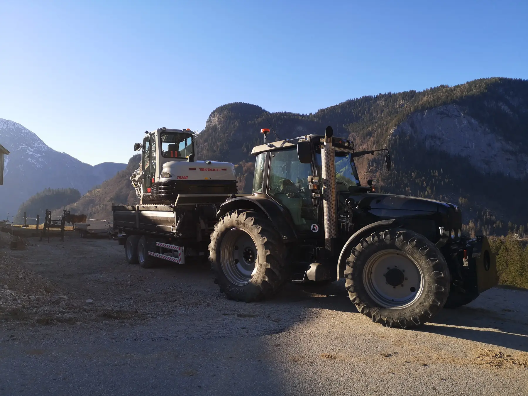 <div class="fw-semibold mb-1">Baustellenbilder 2020</div>