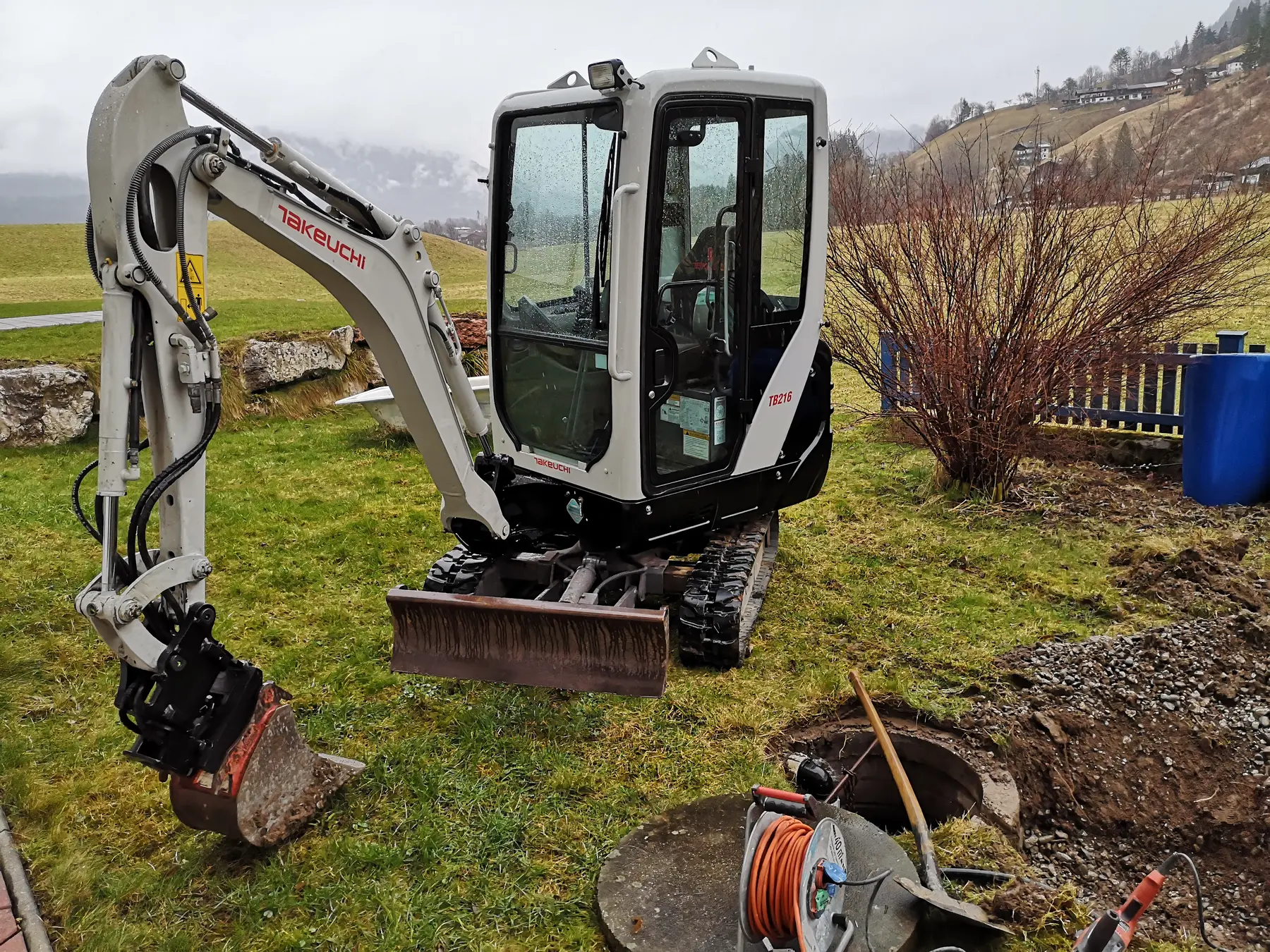 <div class="fw-semibold mb-1">Baustellenbilder 2020</div>