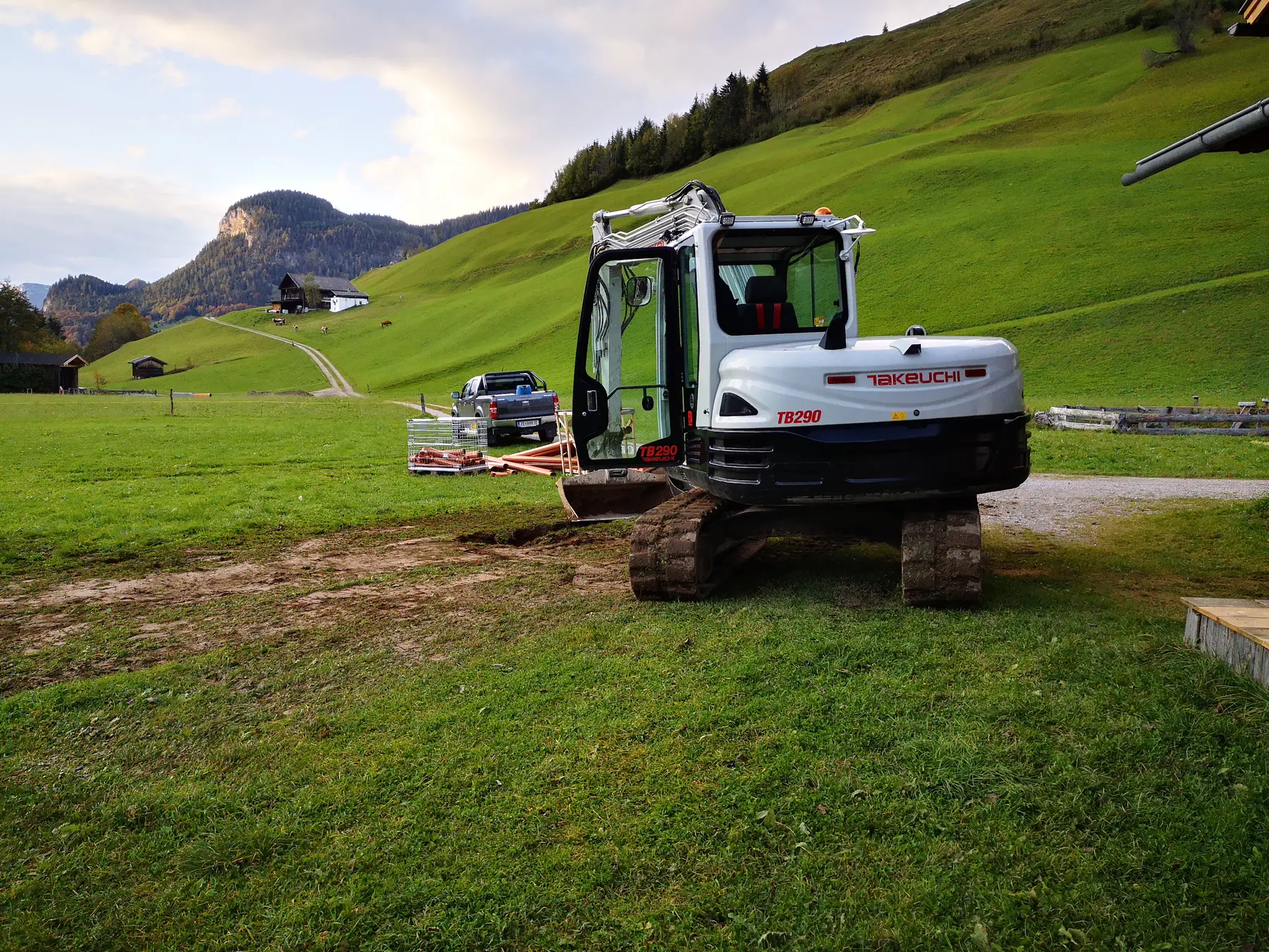 <div class="fw-semibold mb-1">Baustellenbilder 2021</div>