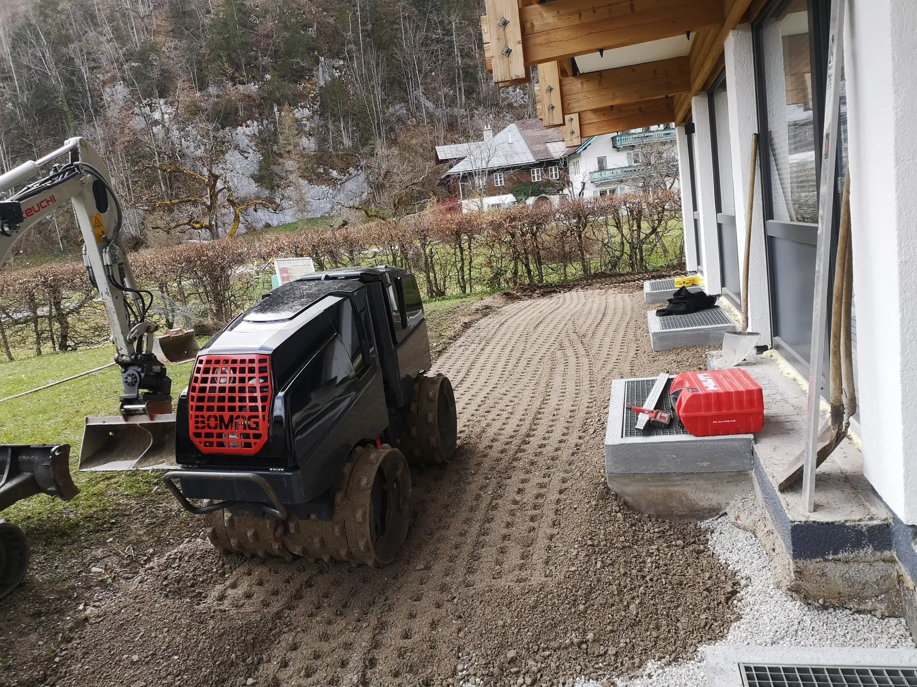 <div class="fw-semibold mb-1">Baustellenbilder 2021</div>