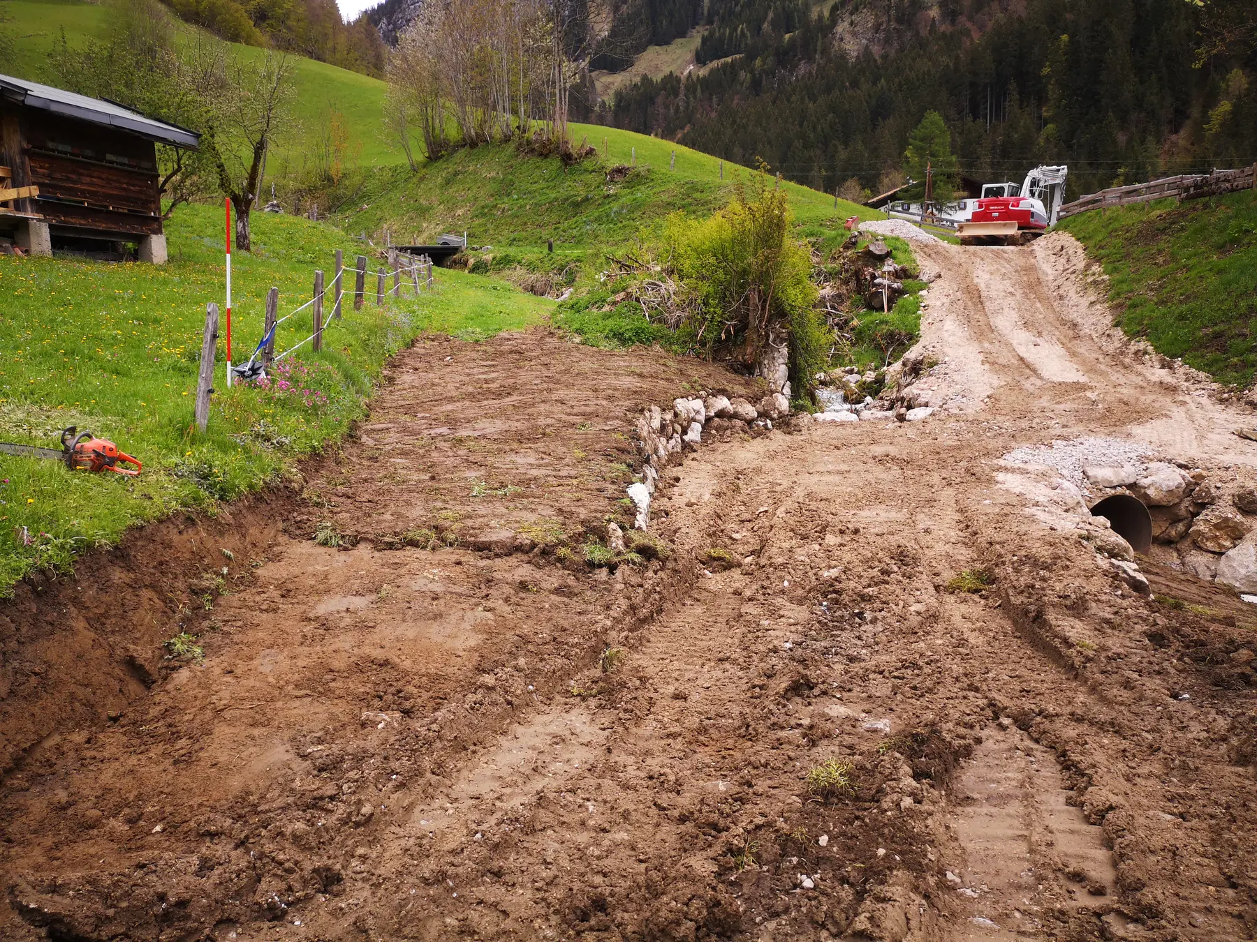 <div class="fw-semibold mb-1">Baustellenbilder 2021</div>