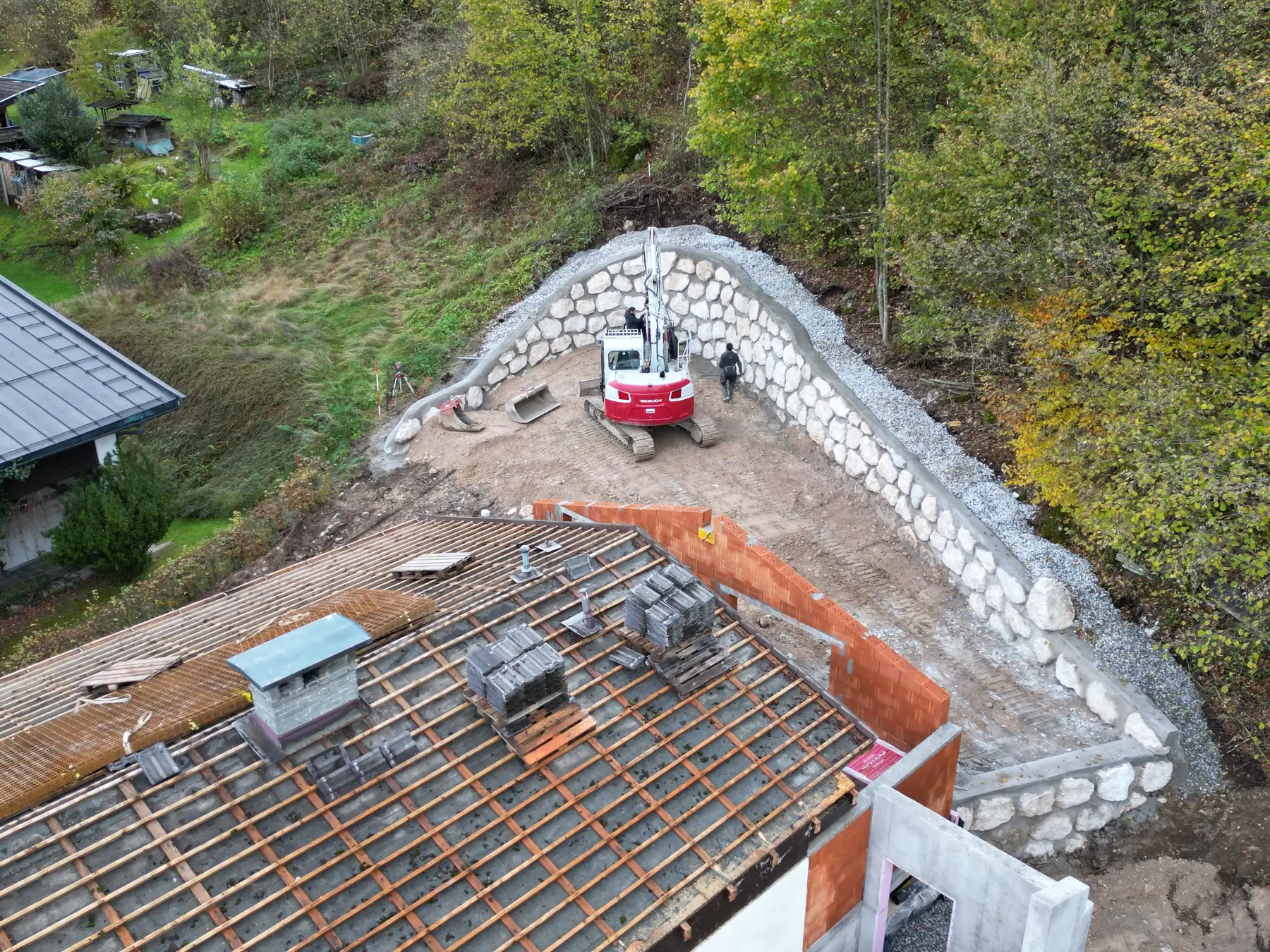 <div class="fw-semibold mb-1">Baustellenbilder 2023 - 2024</div>