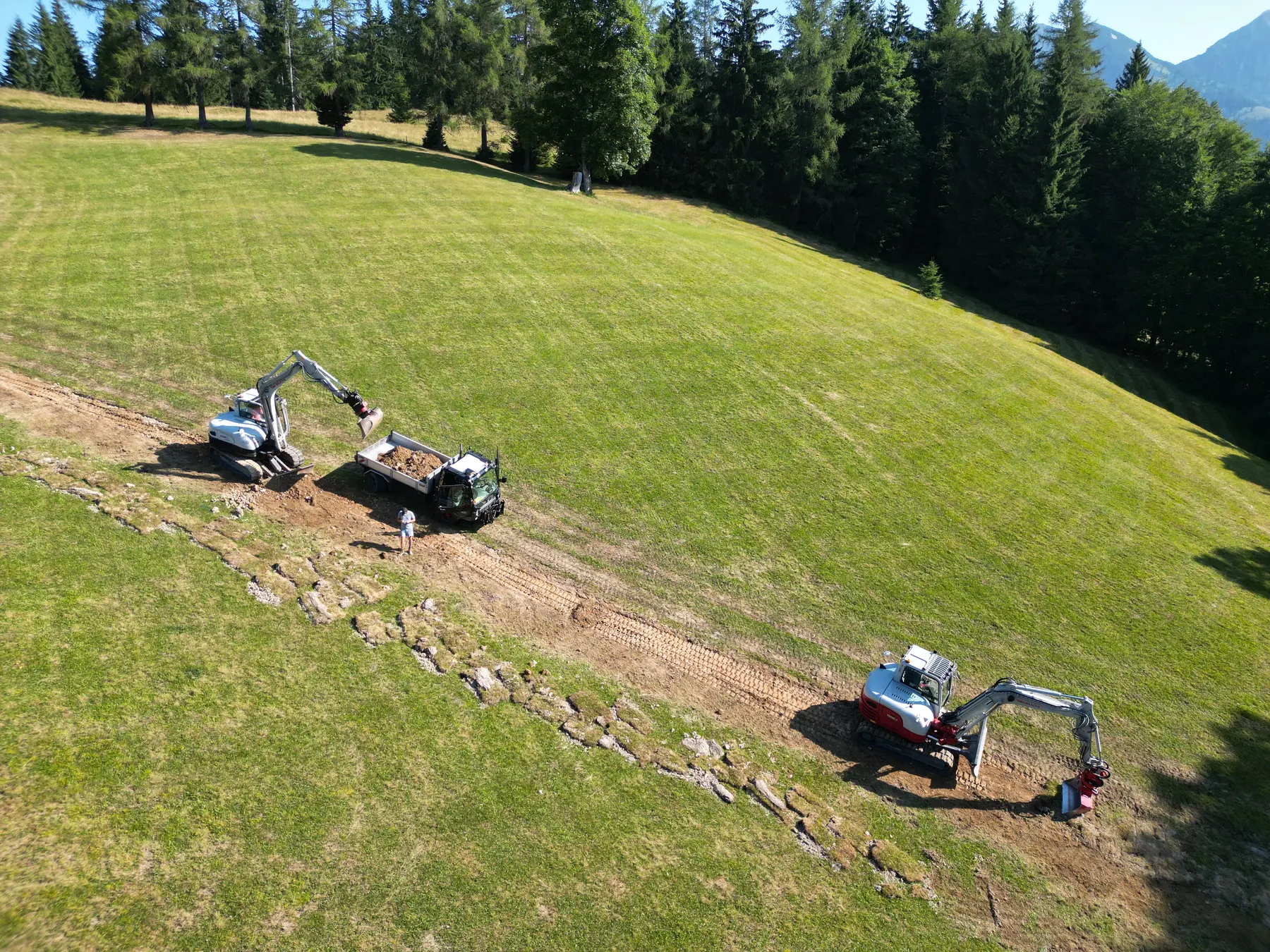 <div class="fw-semibold mb-1">Baustellenbilder 2023 - 2024</div>