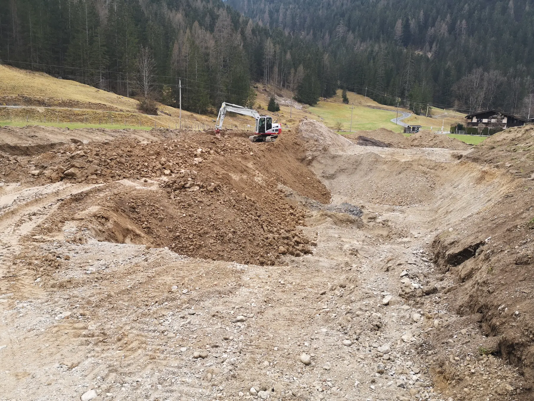 <div class="fw-semibold mb-1">Baustellenbilder 2023 - 2024</div>